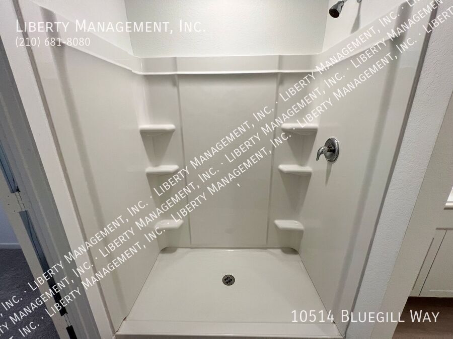 4 Bed, 2 Bath Single Story Home in Smiley Ranch property image