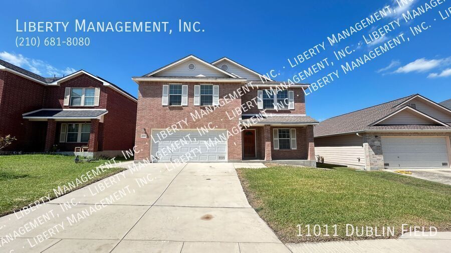 Spacious 4 Bedroom, 2.5 Bath Home property image