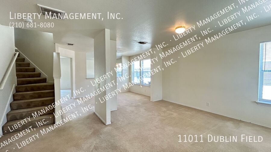 Spacious 4 Bedroom, 2.5 Bath Home property image