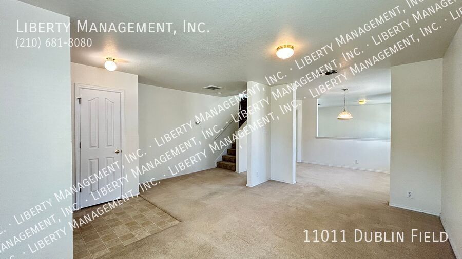 Spacious 4 Bedroom, 2.5 Bath Home property image