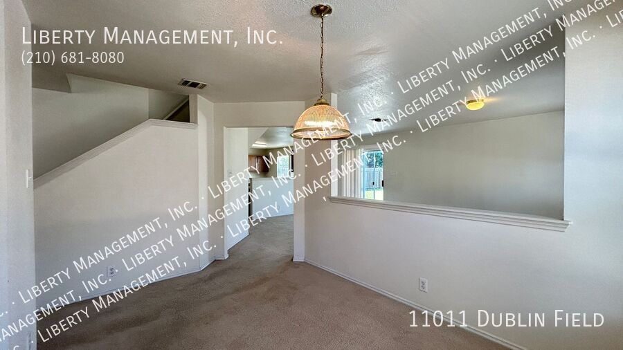 Spacious 4 Bedroom, 2.5 Bath Home property image