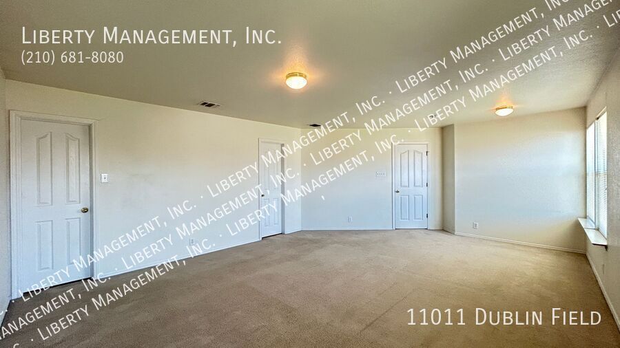 Spacious 4 Bedroom, 2.5 Bath Home property image