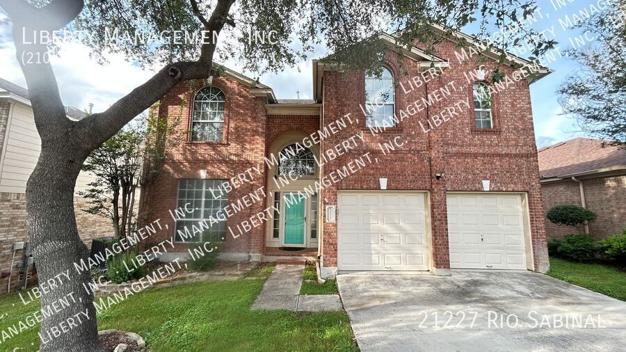 4 beds/3 bath home with Panoramic VIEWS Galore property image
