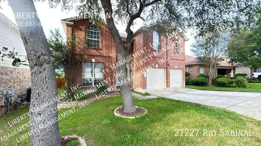 4 beds/3 bath home with Panoramic VIEWS Galore property image