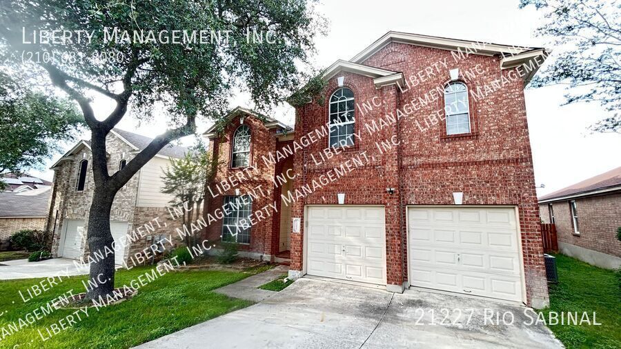 4 beds/3 bath home with Panoramic VIEWS Galore property image