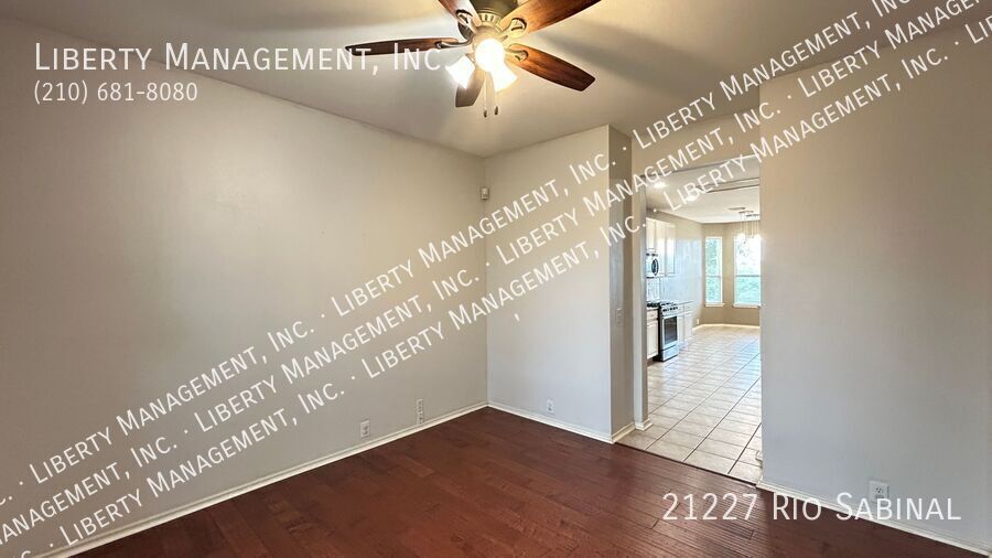 4 beds/3 bath home with Panoramic VIEWS Galore property image