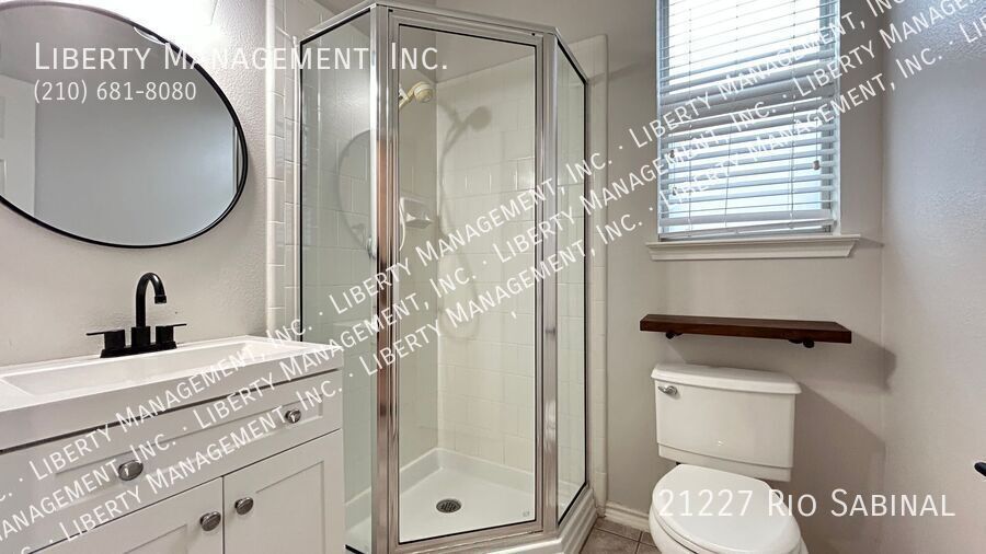 4 beds/3 bath home with Panoramic VIEWS Galore property image