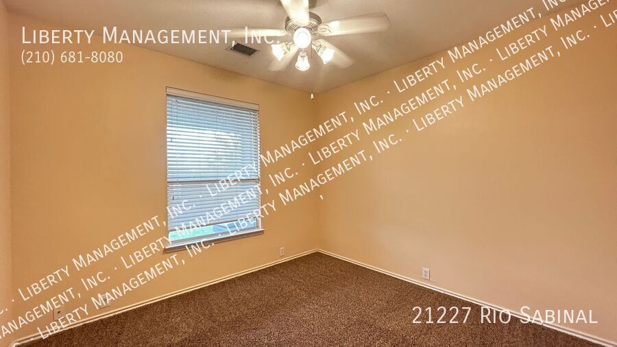 4 beds/3 bath home with Panoramic VIEWS Galore property image