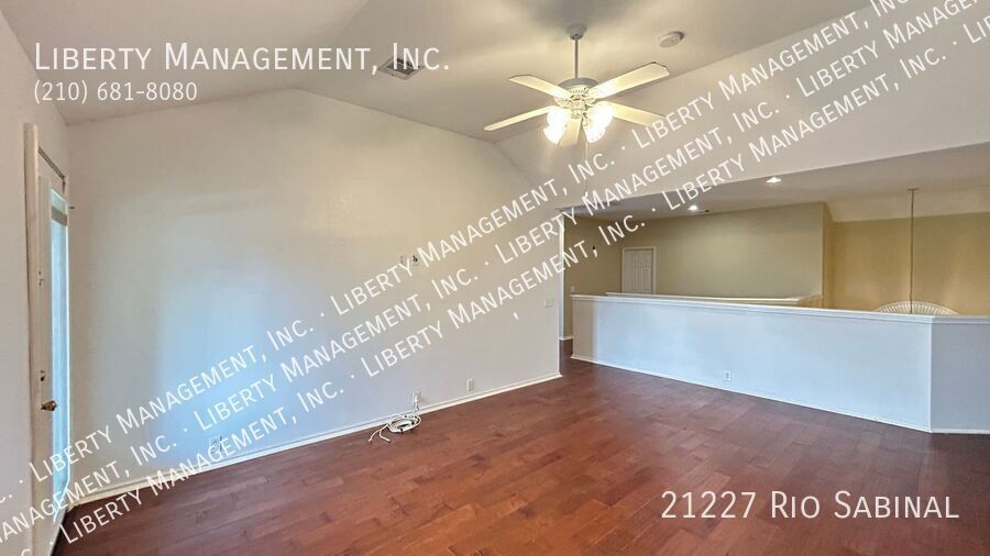 4 beds/3 bath home with Panoramic VIEWS Galore property image