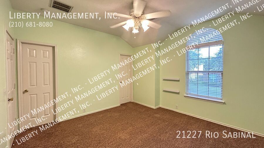 4 beds/3 bath home with Panoramic VIEWS Galore property image