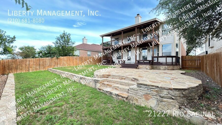 4 beds/3 bath home with Panoramic VIEWS Galore property image