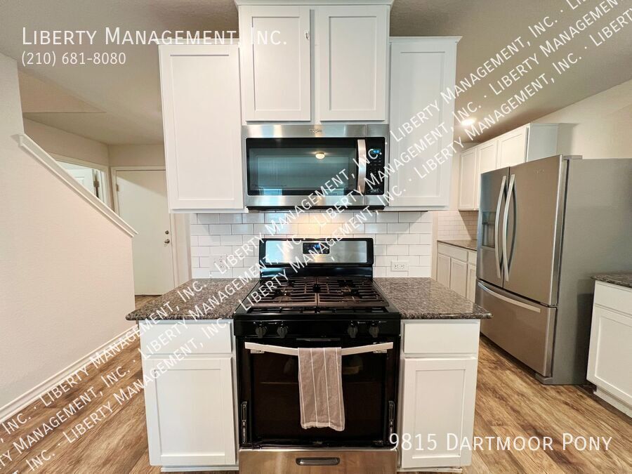 5 Bedroom, 2.5 Bath on a cul-de-sac property image