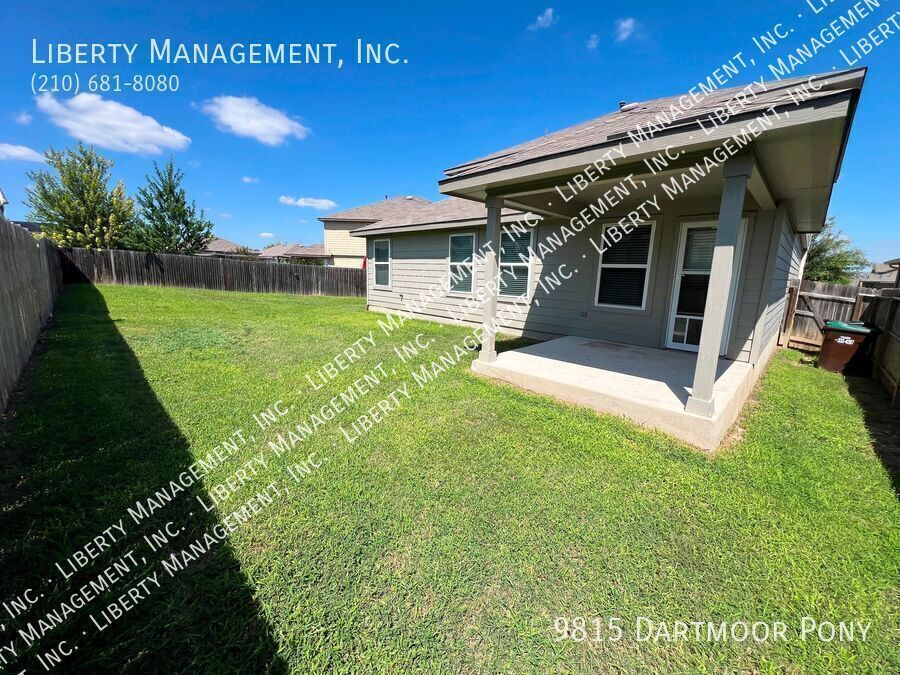5 Bedroom, 2.5 Bath on a cul-de-sac property image
