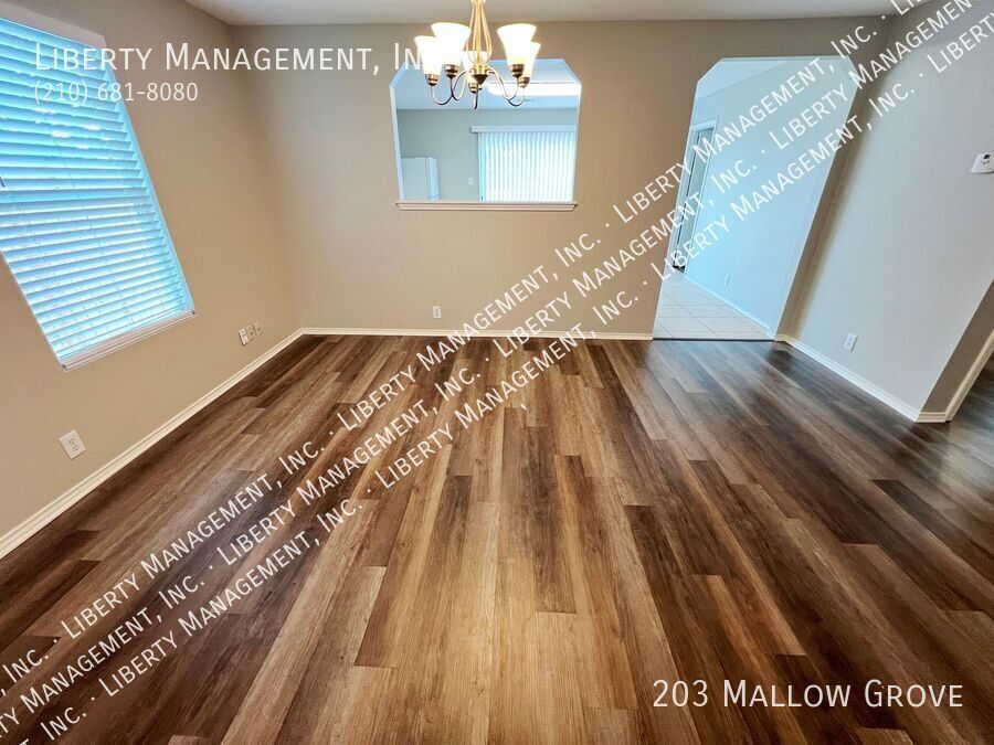 Move-in Ready 4 Bed, 3 Bath property image