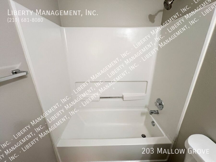 Move-in Ready 4 Bed, 3 Bath property image