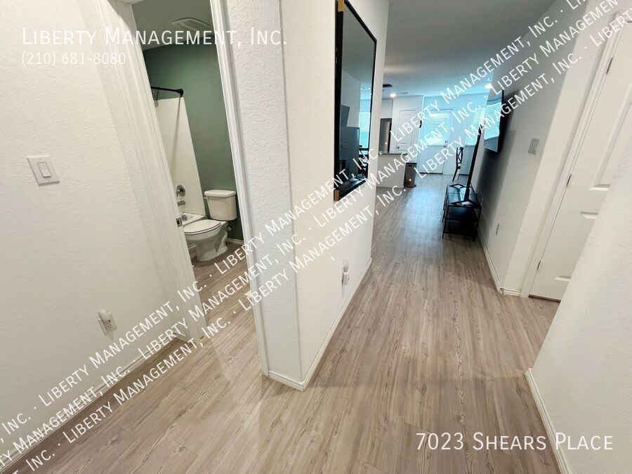 3 Bed, 2 Bath 1226 sq ft Single Story Home in the Silos property image