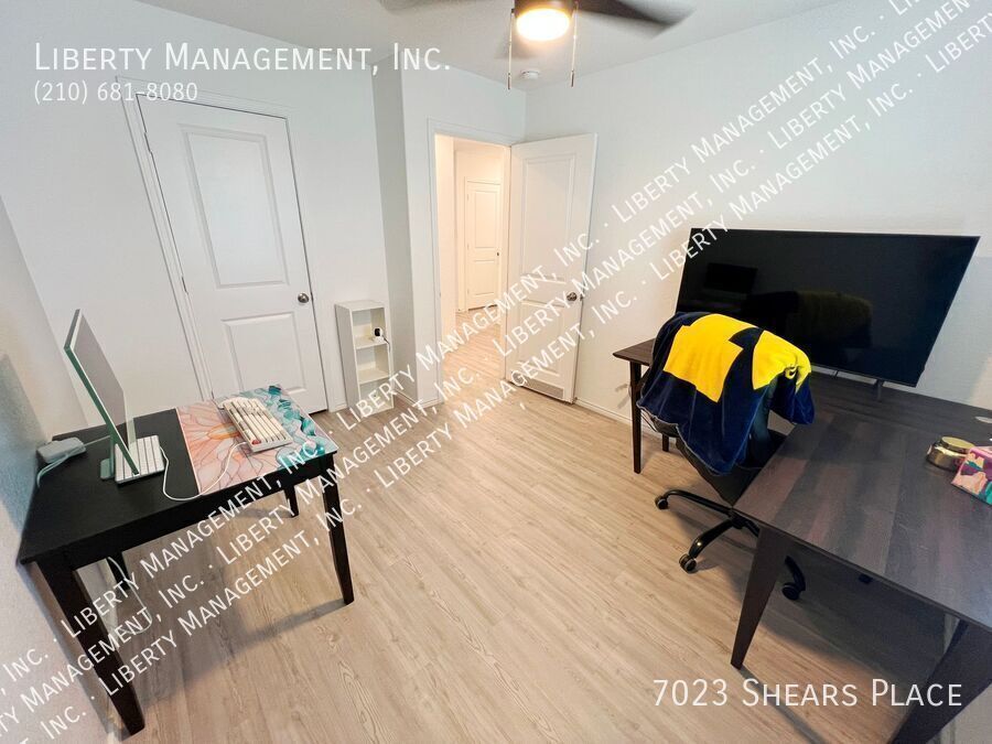 3 Bed, 2 Bath 1226 sq ft Single Story Home in the Silos property image