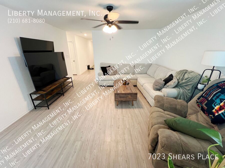 3 Bed, 2 Bath 1226 sq ft Single Story Home in the Silos property image
