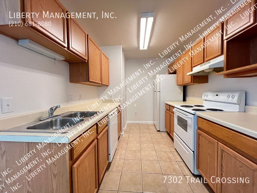 2 Bedroom, 2 Bath with No Carpet property image