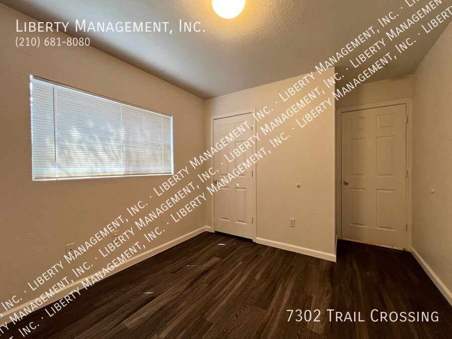 2 Bedroom, 2 Bath with No Carpet property image
