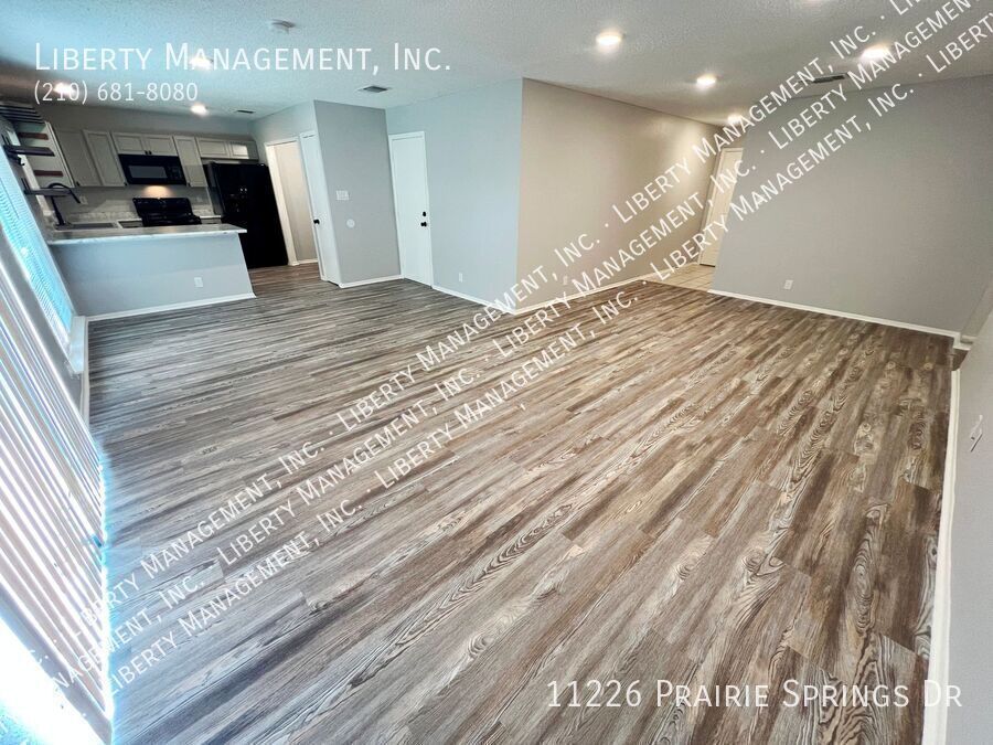 3 Bed, 2 Bath Single Story Home on a Cul-de-sac near the Medical Center property image