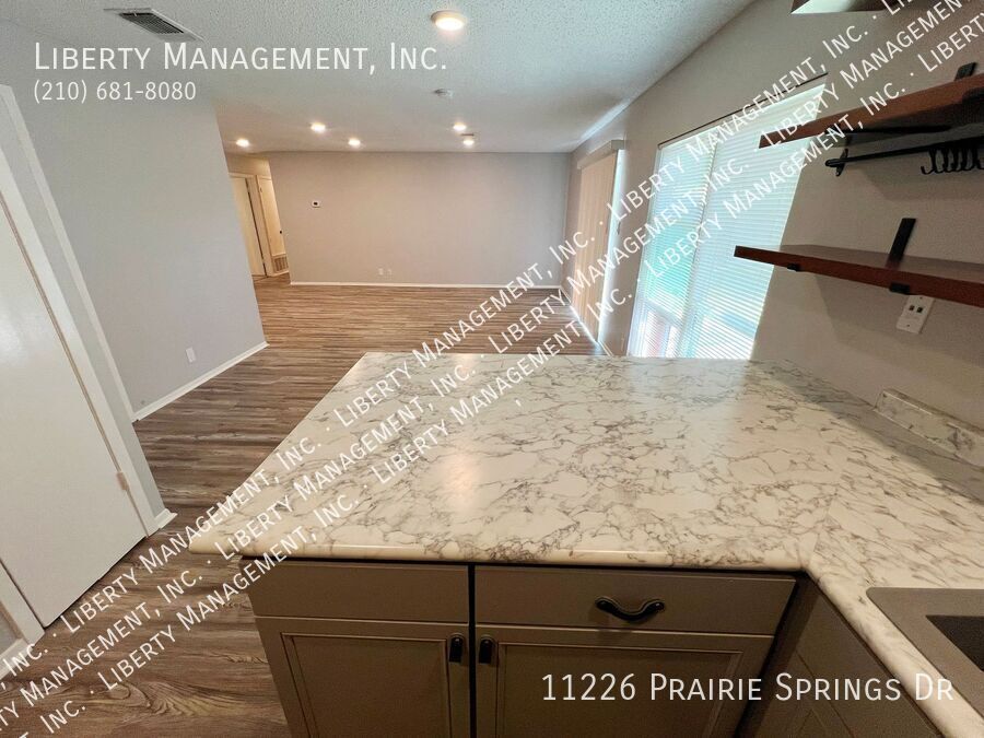 3 Bed, 2 Bath Single Story Home on a Cul-de-sac near the Medical Center property image