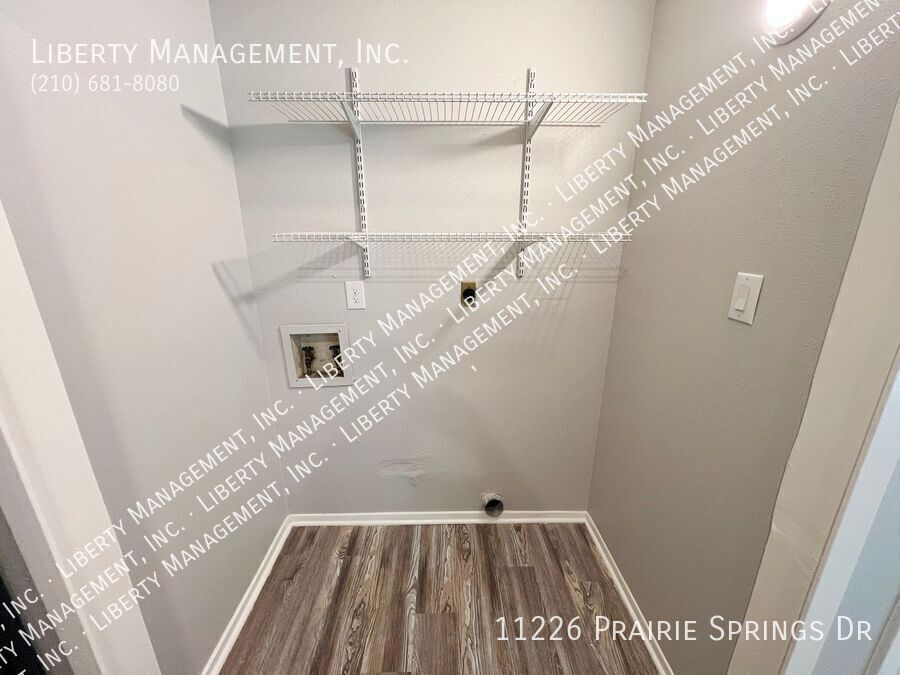 3 Bed, 2 Bath Single Story Home on a Cul-de-sac near the Medical Center property image