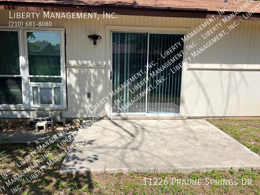 3 Bed, 2 Bath Single Story Home on a Cul-de-sac near the Medical Center property image