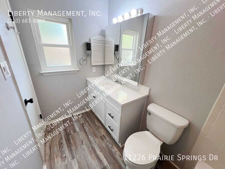 3 Bed, 2 Bath Single Story Home on a Cul-de-sac near the Medical Center property image