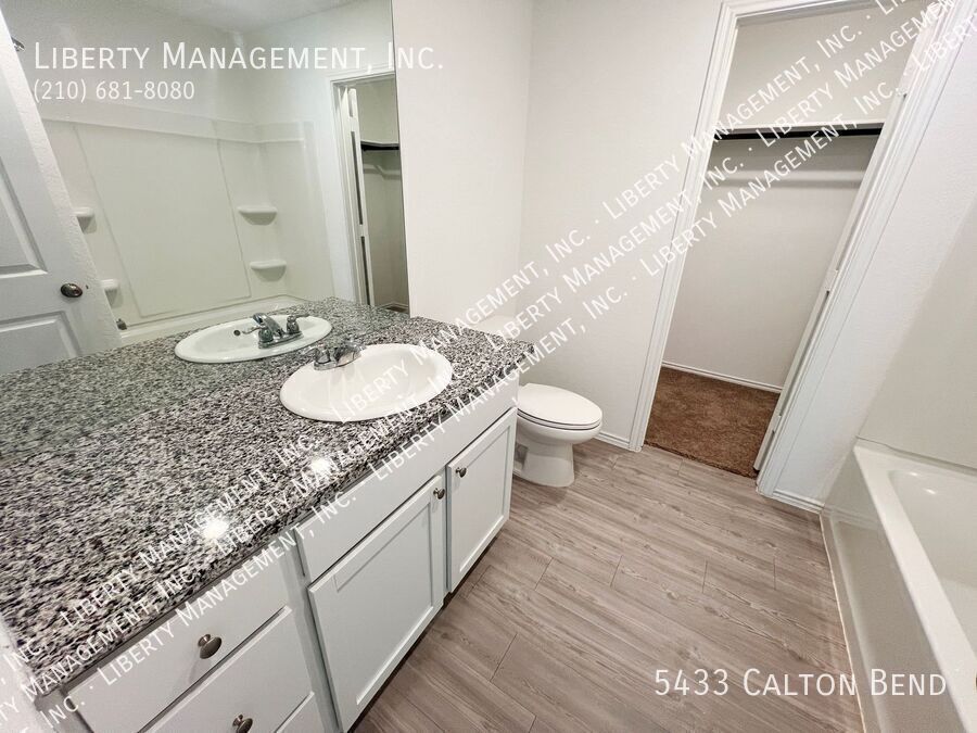 4 Bed 2.5 Bath 1943 sq ft Home property image
