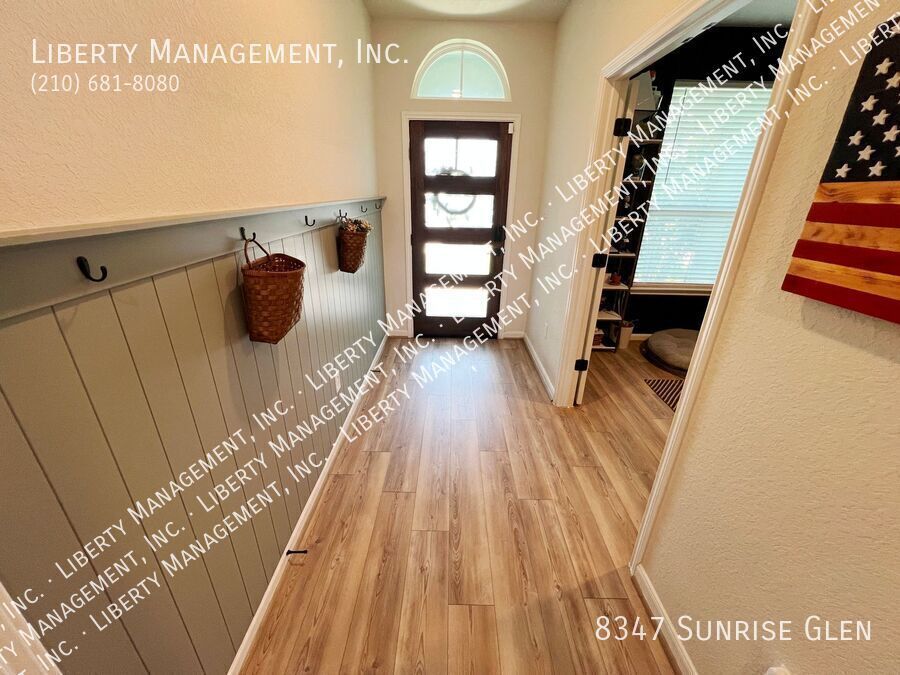 Beautiful 5 Bedroom, 3.5 Bath Home in Retama Park property image