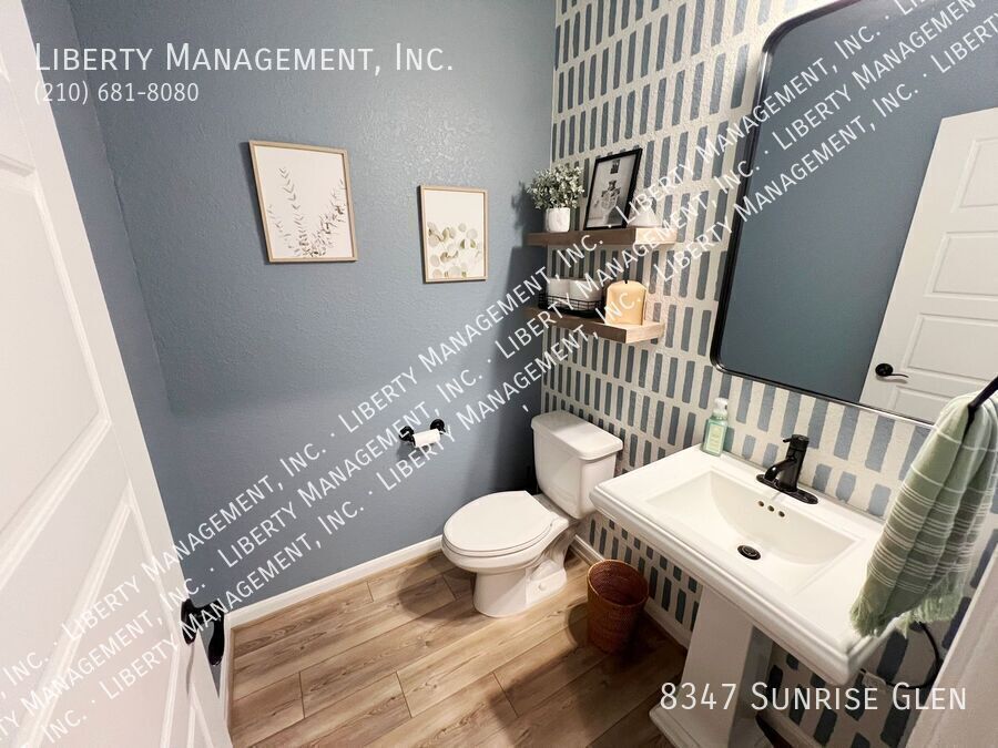Beautiful 5 Bedroom, 3.5 Bath Home in Retama Park property image