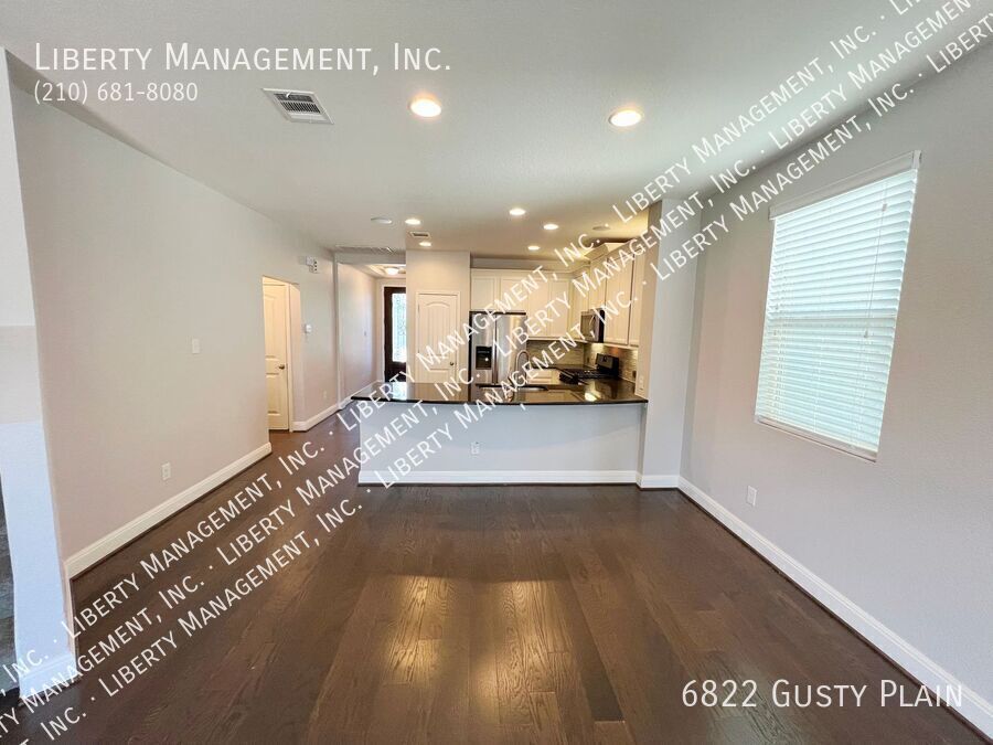 4 Bed, 2.5 Bath 2419 sq ft Home with Game Room and Media Room property image