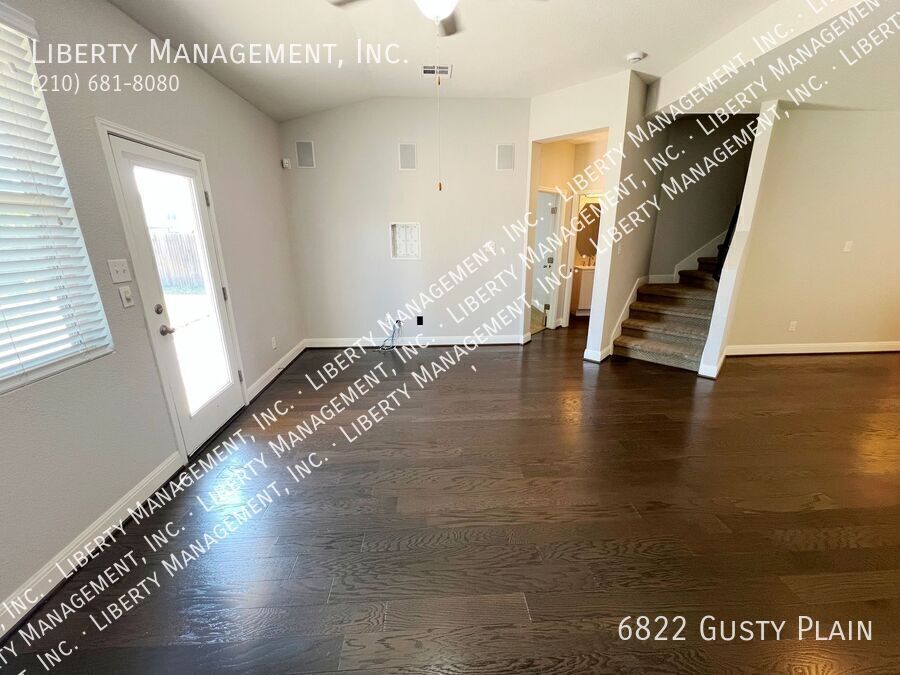 4 Bed, 2.5 Bath 2419 sq ft Home with Game Room and Media Room property image