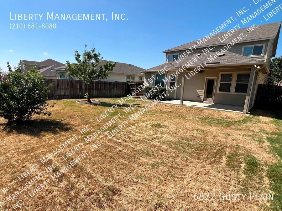 4 Bed, 2.5 Bath 2419 sq ft Home with Game Room and Media Room property image