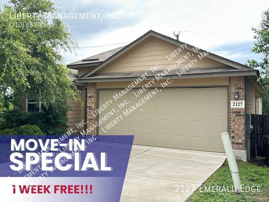 Beautiful 3 bedroom, 2 bath home near 1604 and 90 property image