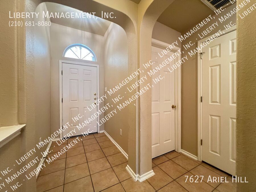 5 Bedroom, 3 Bath Home on a Cul-de-sac property image