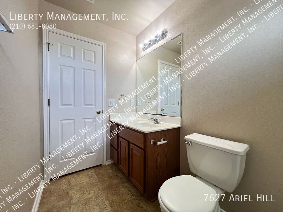 5 Bedroom, 3 Bath Home on a Cul-de-sac property image
