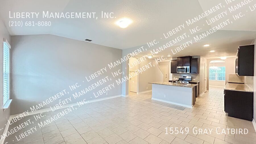 5 Bedroom, 2.5 Bath with Downstairs Primary Bedroom property image