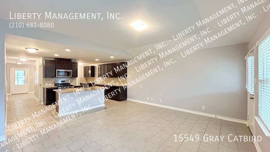 5 Bedroom, 2.5 Bath with Downstairs Primary Bedroom property image