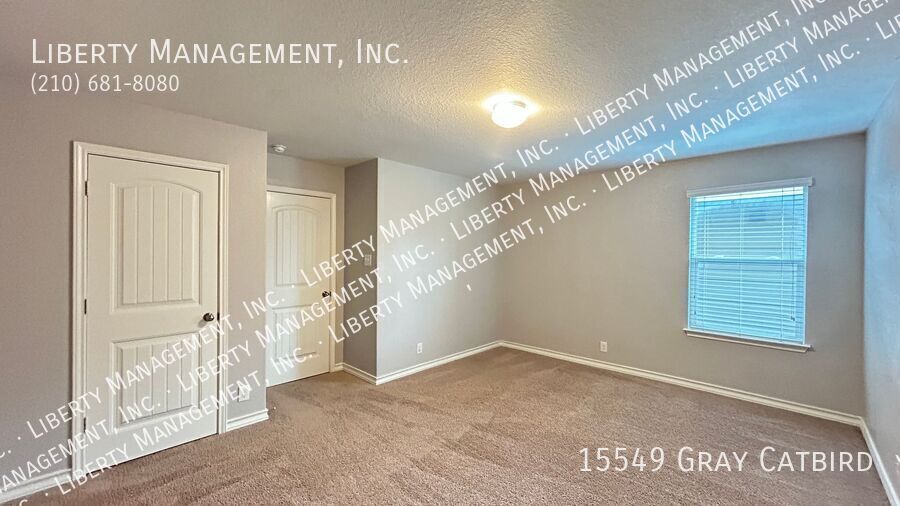 5 Bedroom, 2.5 Bath with Downstairs Primary Bedroom property image