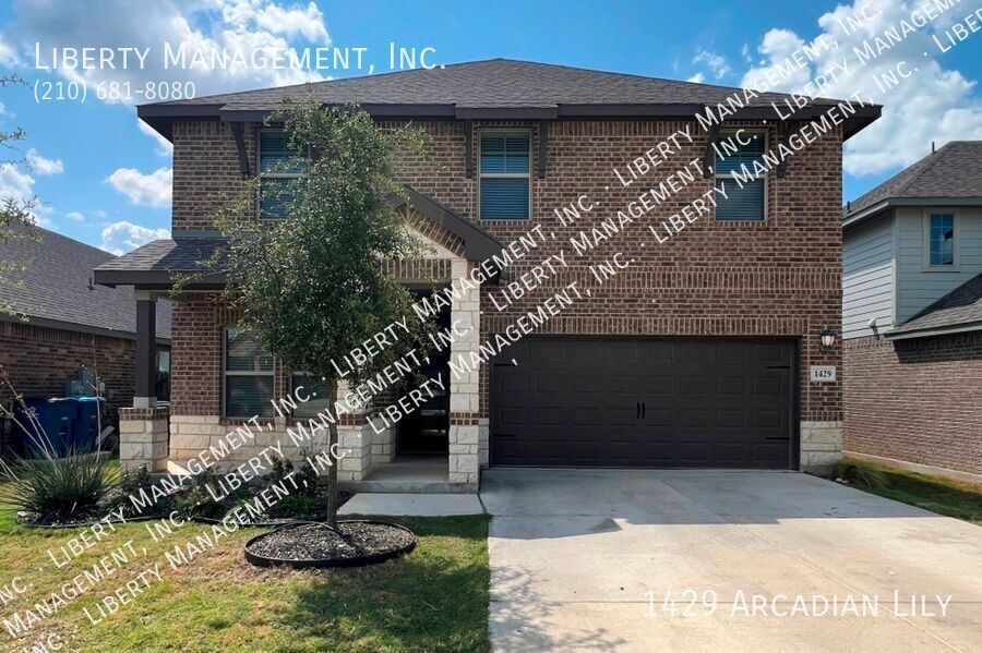 4 Bed, 2.5 Bath Home with Study/Office property image