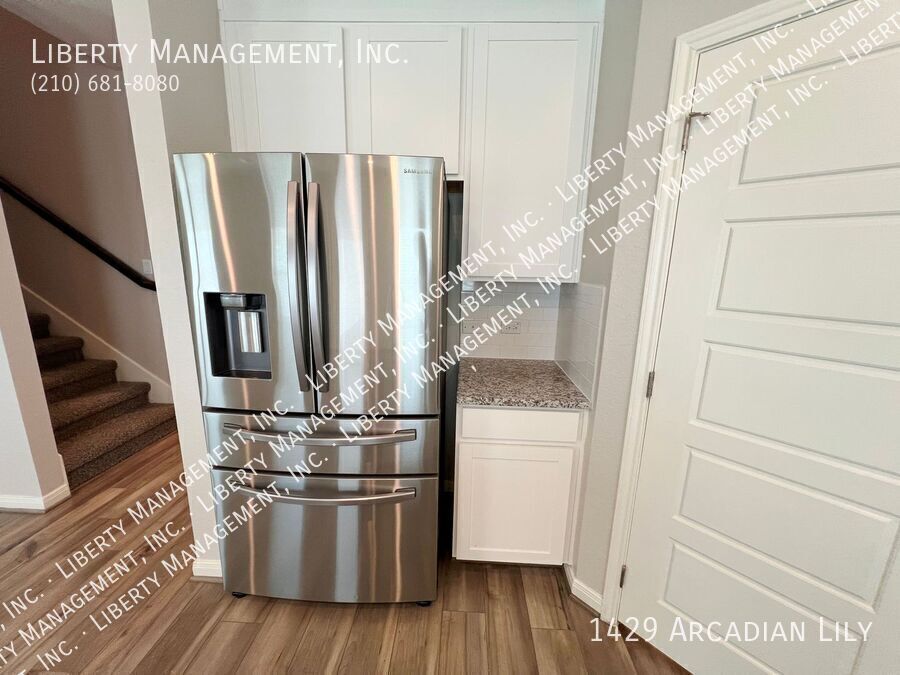 4 Bed, 2.5 Bath Home with Study/Office property image