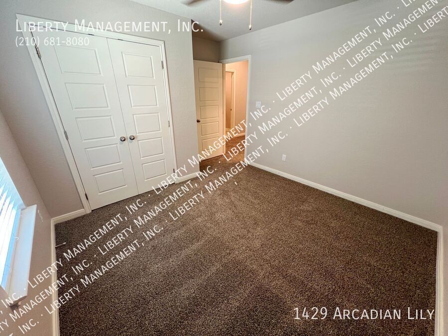 4 Bed, 2.5 Bath Home with Study/Office property image