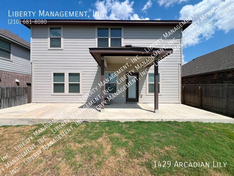 4 Bed, 2.5 Bath Home with Study/Office property image