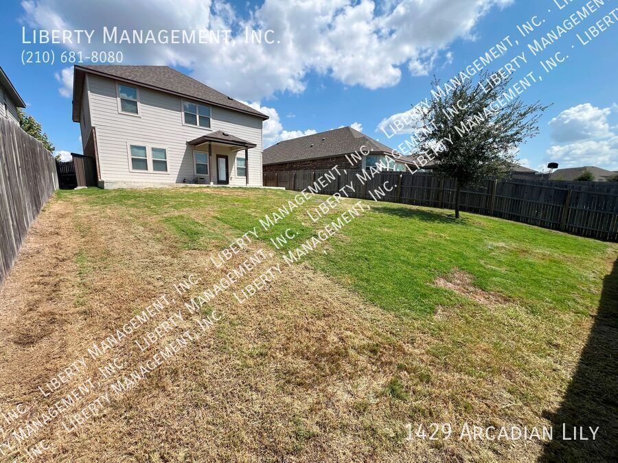 4 Bed, 2.5 Bath Home with Study/Office property image