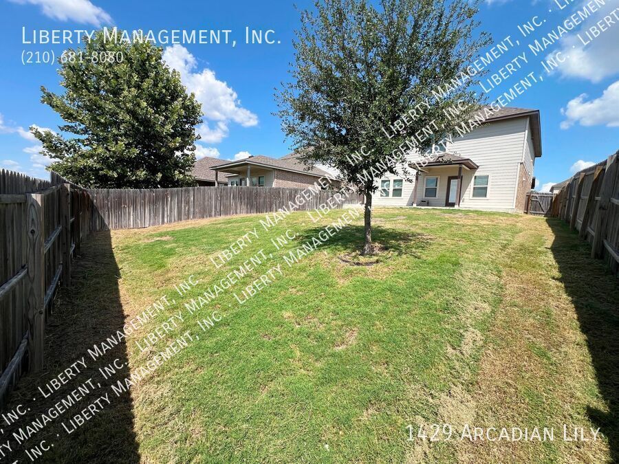 4 Bed, 2.5 Bath Home with Study/Office property image