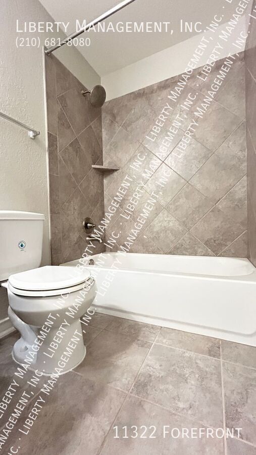 3 Bedroom, 2.5 Bath Home in Cross Creek property image