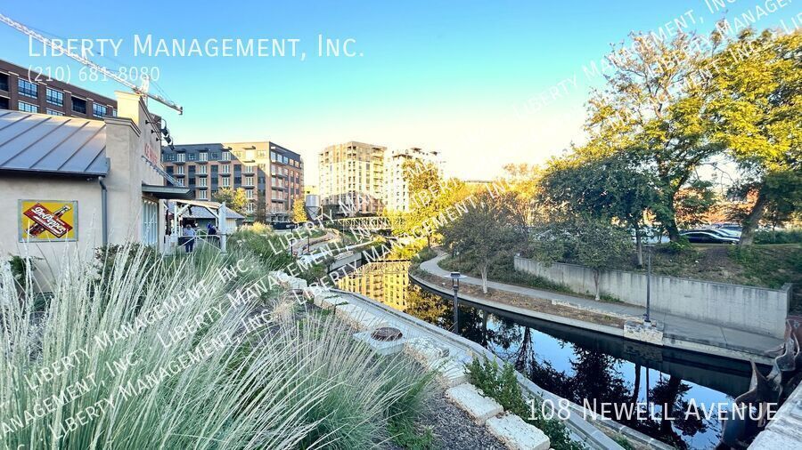 2 Bedroom, 3.5 Bath near Pearl Brewery and the Riverwalk property image