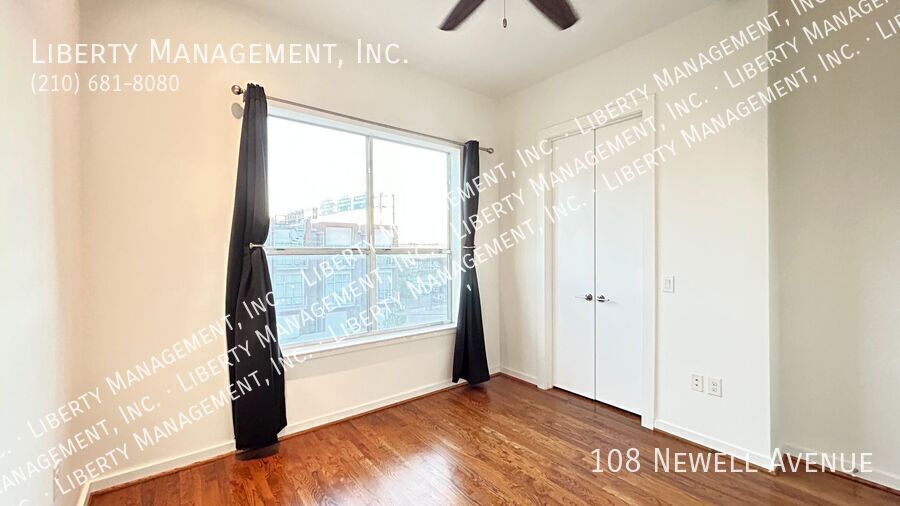 2 Bedroom, 3.5 Bath near Pearl Brewery and the Riverwalk property image